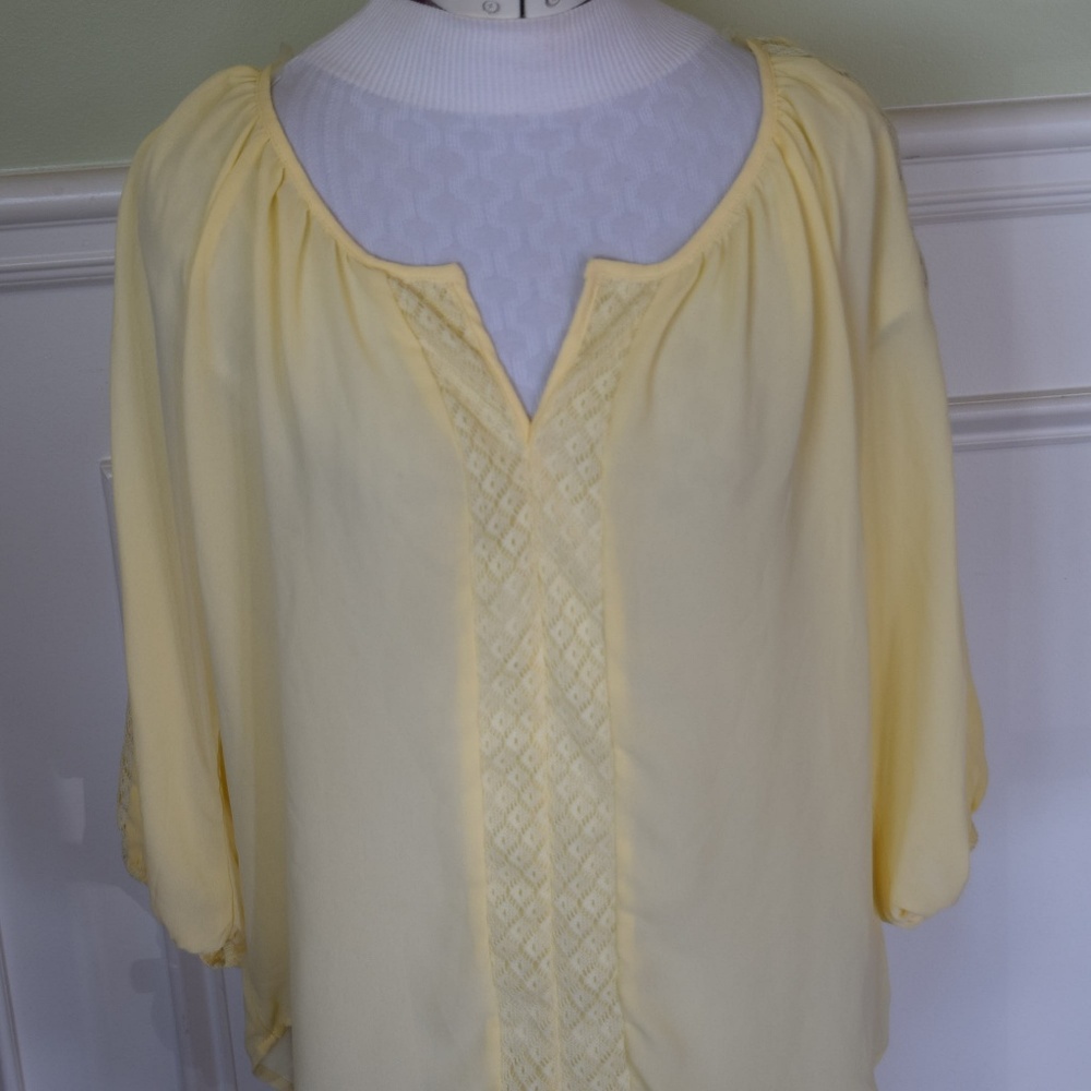The yellow top Heart Soul yellow top M